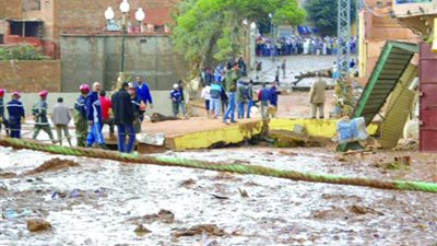 الفيضانات تخلف 15 قتيلا في العاصمة المالية