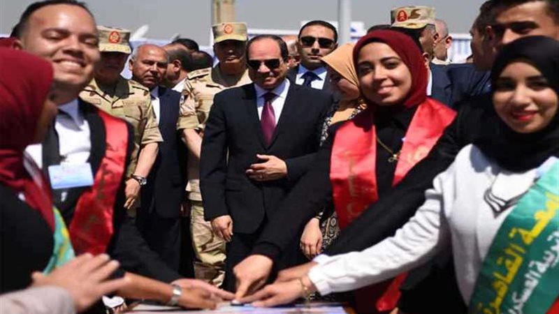 الرئيس السيسى يفتتح