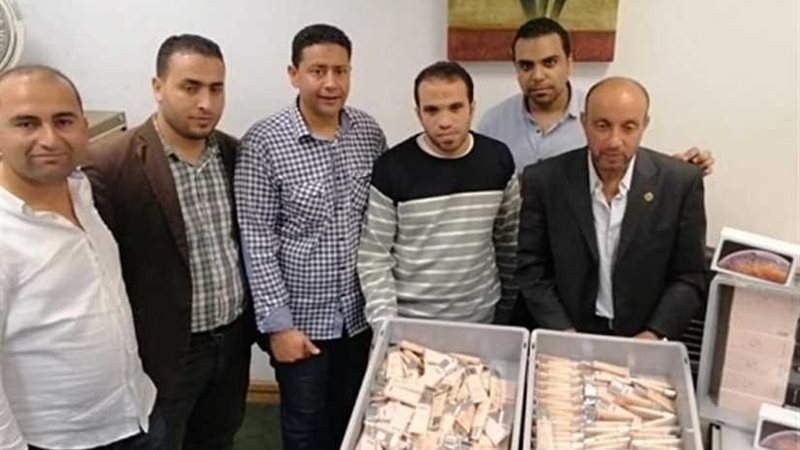 جمارك مطار برج العرب