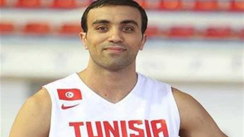 الجزيرة يبحث عن بديل