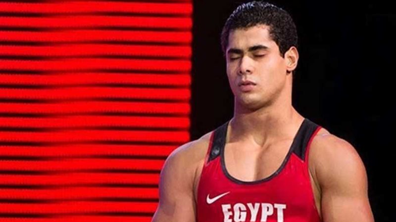 كواليس وأسرار لقاء