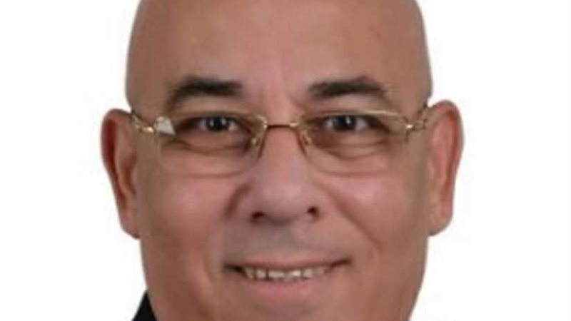 الكاراتيه يطير إلى