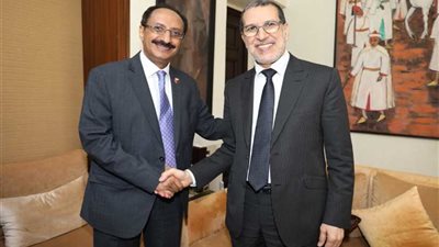 السفير اليمني في المغرب يلتقي رئيس الوزراء المغربي