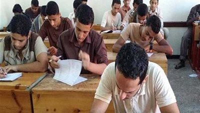 50 ألف طالب وطالبة يؤدون امتحانات الدبلومات الفنية بالقليوبية