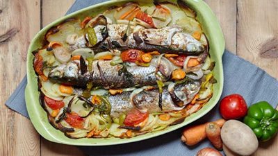 سفرة رمضانية ..سمك بورى بالبطاطس والجزر‬