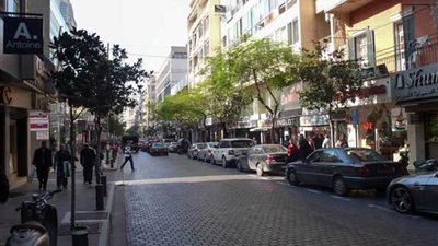 الركود التجاري يضرب لبنان.. أشهر مؤسساته أغلقت أبوابها وسرحت عمّالها