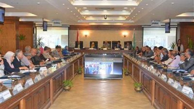 تنفيذي الجيزة يضع ملف إزالة الإشغالات من الشوارع أولوية للعمل