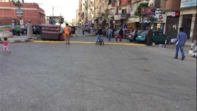 محافظ أسيوط: تركيب مطبات شوكية بشوارع وميادين المحافظة لمنع السير عكس الاتجاه