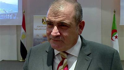 سفير مصر بالجزائر : بحثت مع وزير السياحة الجزائري سبل تعزيز التعاون المشترك