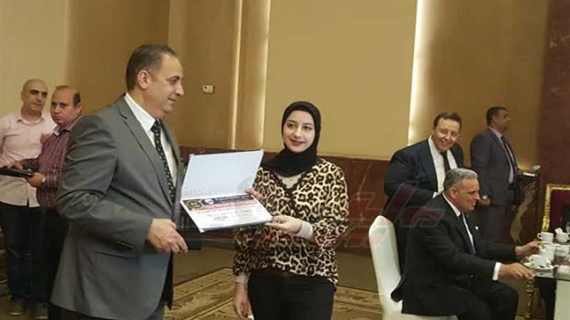 تكريم المتميزين والمتفوقين