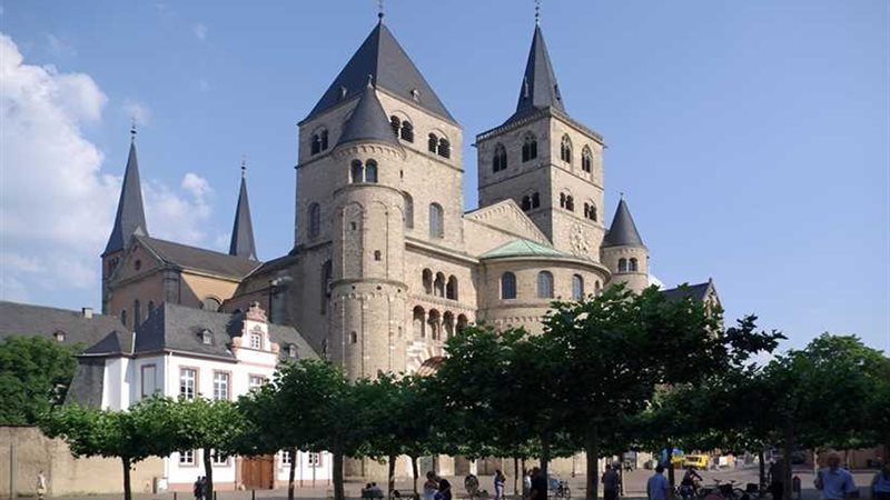 الكنيسة الكاثوليكية