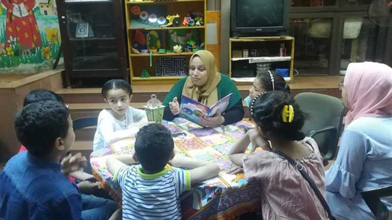 قصص للأطفال وورش