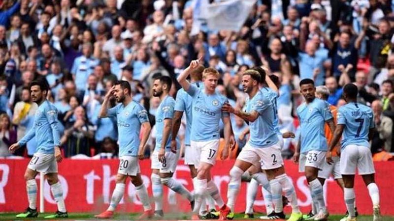 مانشستر سيتي يتوج