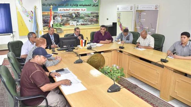 محافظ أسيوط يتابع