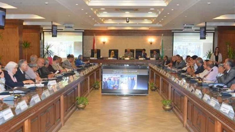 تنفيذي الجيزة يضع