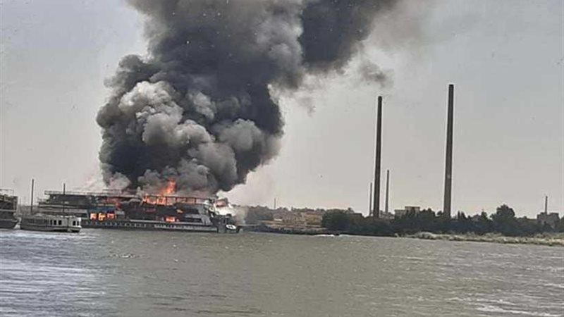 بالصور.. ألسنة اللهب