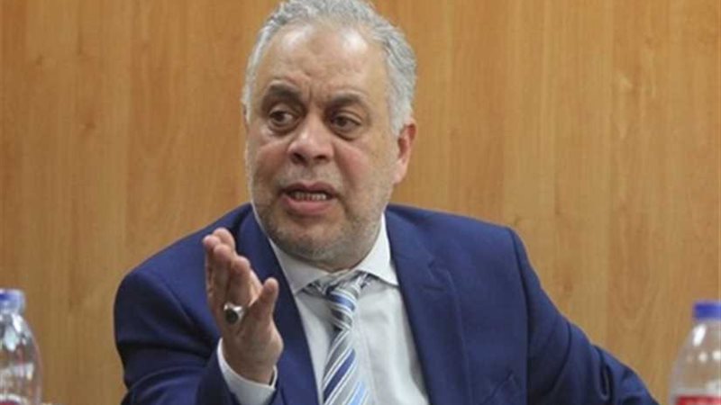 أشرف زكي: عادل إمام