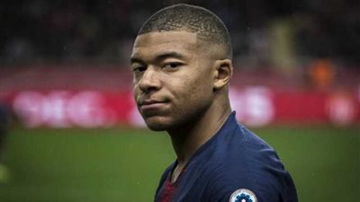 باريس سان جيرمان: مبابي لن يرحل عن الفريق