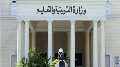 التعليم: 97% من طلاب الصف الأول الثانوي يؤدون الامتحان إلكترونيا