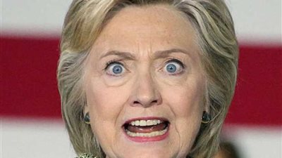 هيلاري كلينتون تدعو لاستخدام الدبلوماسية مع إيران بدلا من الحرب