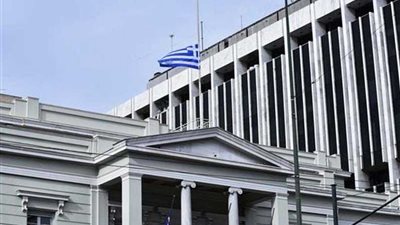 اليونان تتهم تركيا بمحاولة تزوير التاريخ