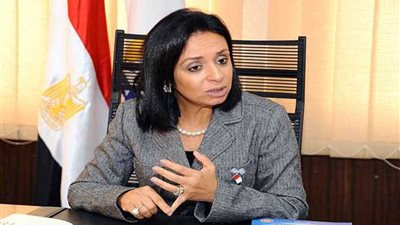 قومي المرأة: 