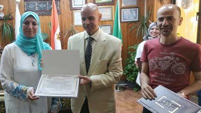 مدير صحة الشرقية يكرم مسئولي الإعلام