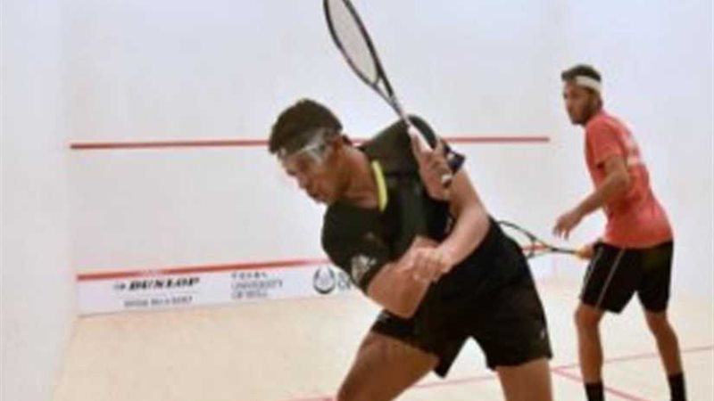 عسل يتأهل إلى الدور