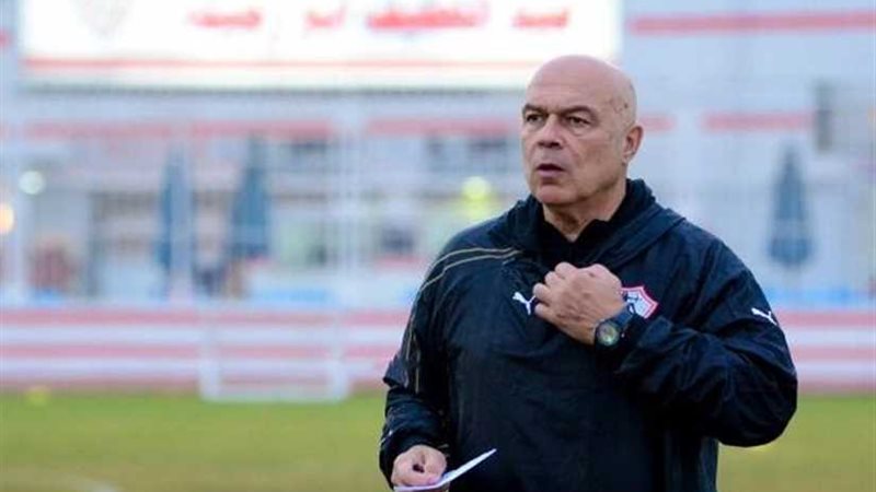 جروس يجتمع بلاعبي