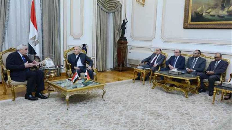 العصار يستقبل السفير