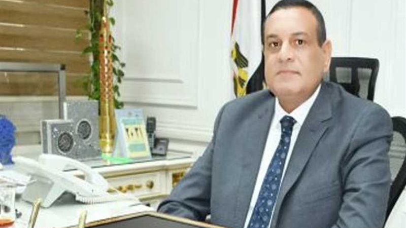 تعليم البحيرة: لم