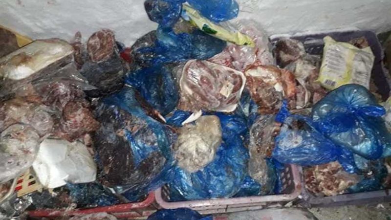 ضبط لحوم مصنعة ومشروبات