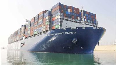 31 سفينة إجمالي حركة موانئ بورسعيد