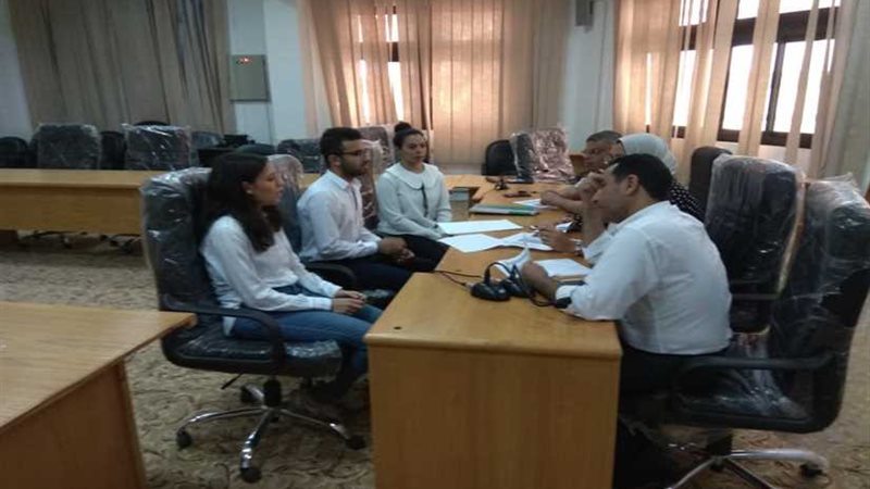 مقابلات لطلاب جامعة