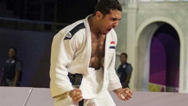 محمد عبد العال يحتل