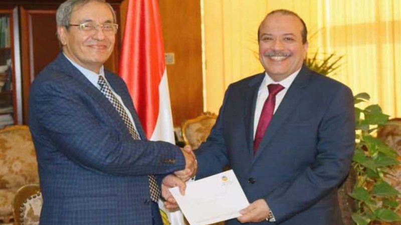 الدكتور ياسر سراج