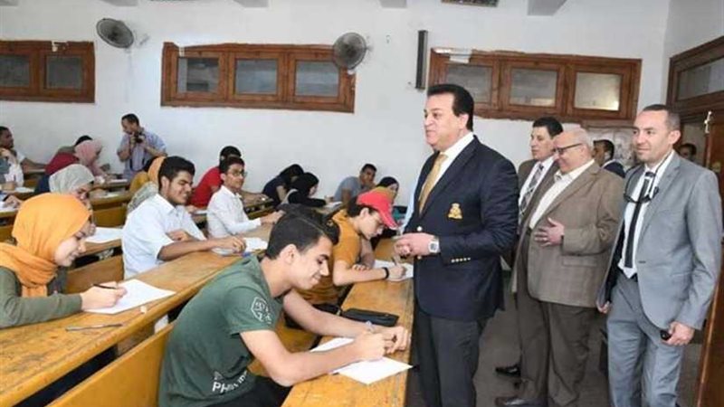 وزير التعليم العالي