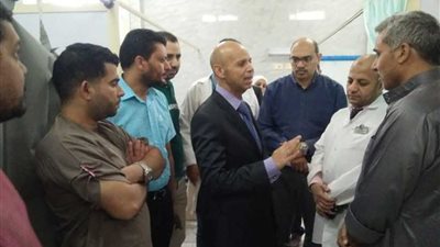 وكيل وزارة الصحة بالشرقية يتابع سير العمل بمستشفى فاقوس النموذجي