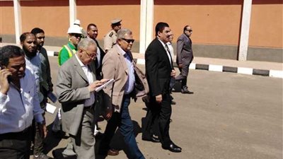 وزير الإسكان ومحافظ القليوبية يتفقدان محطة مياه سرياقوس قبيل افتتاحها.. 