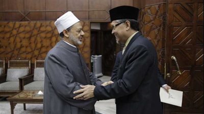 الإمام الأكبر: الأزهر يفتح أبوابه لكل طلاب العلم من مختلف دول العالم