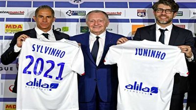 ليون يتعاقد مع جونينيو وسيلفينيو مديرين رياضيا وفنيا