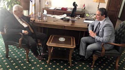 تعاون بين «الأعلى للإعلام» و«الإعلاميين» لتفعيل شروط تصاريح العمل