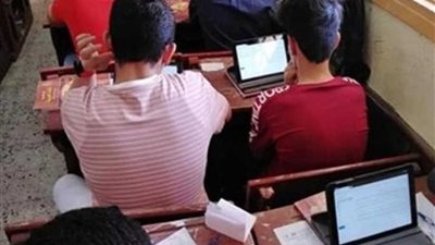 94% من طلاب أولى ثانوي ببني سويف يؤدون امتحان التاريخ إلكترونيا
