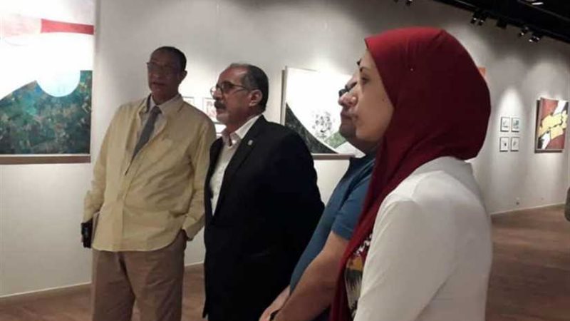 افتتاح معرض الساحرة