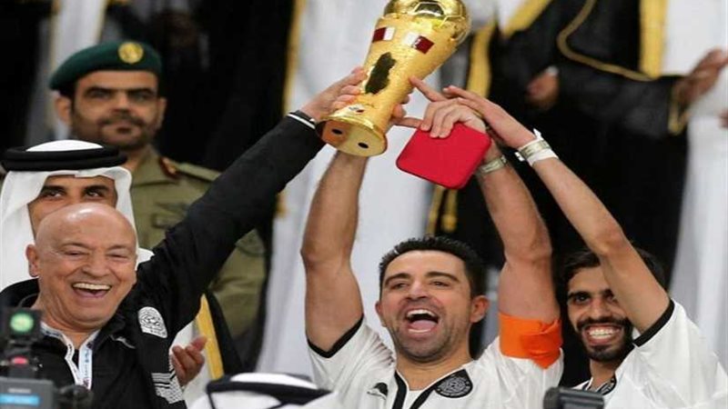 نجم برشلونة مديرًا