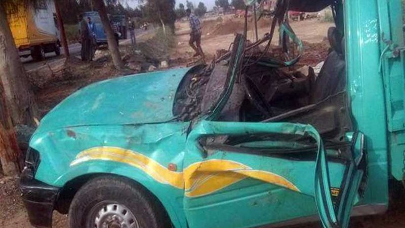 مصرع شخصين وإصابة