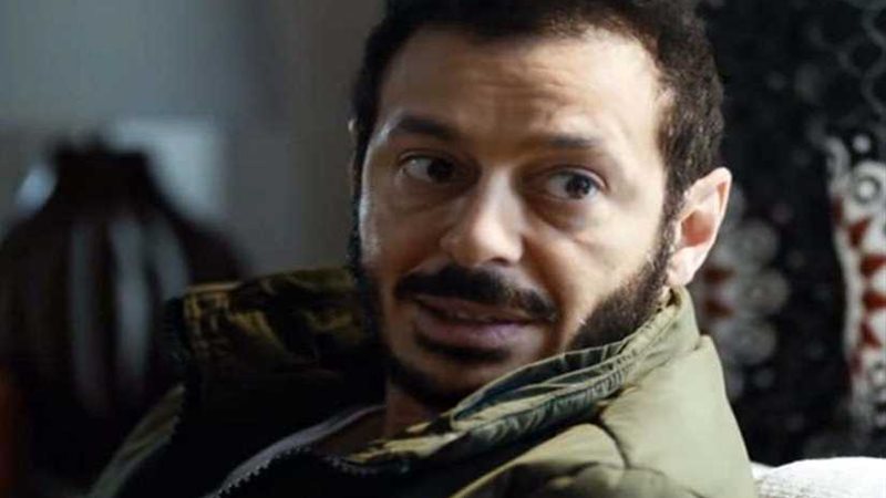 مصطفى شعبان يؤجل