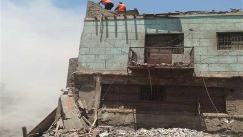 القاهرة تواصل إزالة