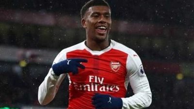 إووبي يسجل هدفًا لأرسنال أمام تشيلسي في نهائي الدوري الأوروبي