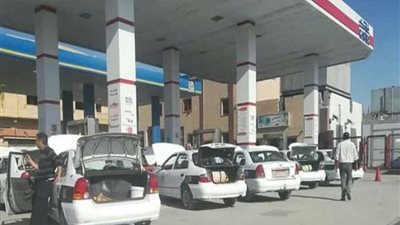 مد ساعات عمل محطات غاز تموين السيارات بالعريش إلى 18 ساعة